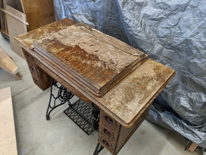 How to Restore Veneer on an Old Singer Sewing Machine  Singer sewing  machine, Antique sewing machines, Sewing machine cabinet